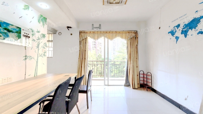 宇宏健康花城一期二手房实景图