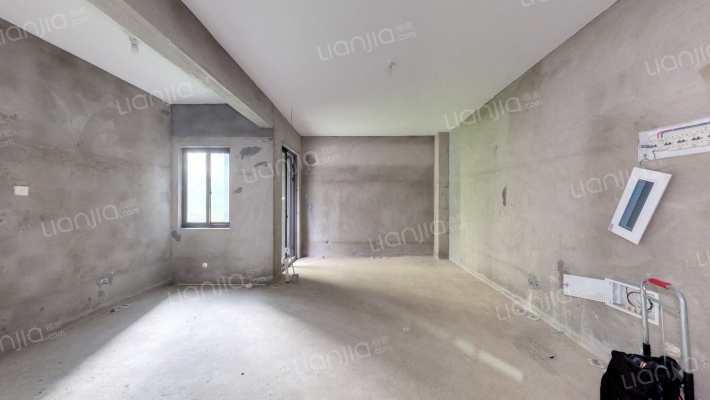 霞镜新城三区二手房实景图