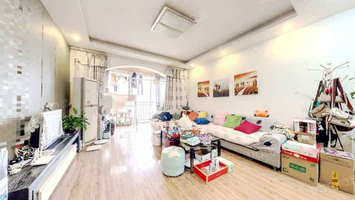 蓝岸丽景二手房实景图