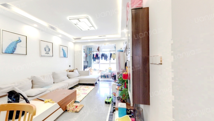 磊鑫伊顿阳光二手房实景图