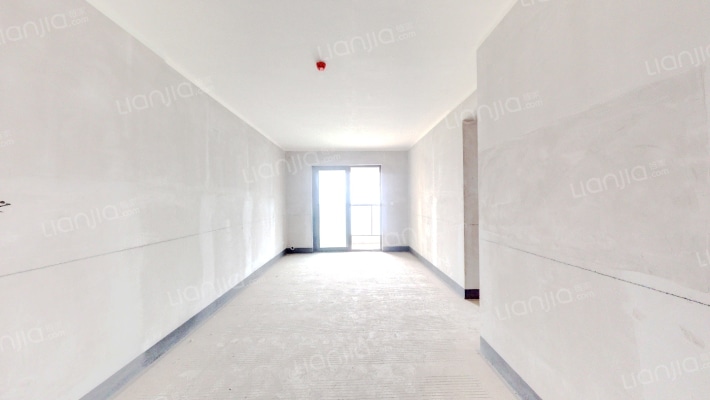 招商城市主场二手房实景图