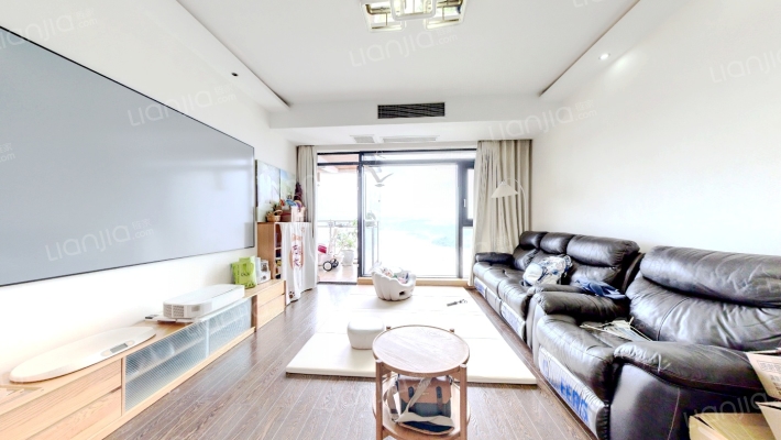 颜龙山水城二手房实景图