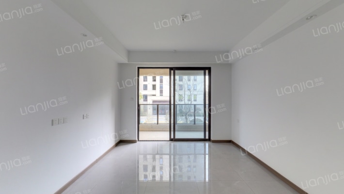 大名城·映雨江南二手房实景图