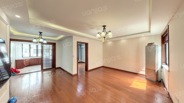 东方明珠大宁公寓二手房实景图