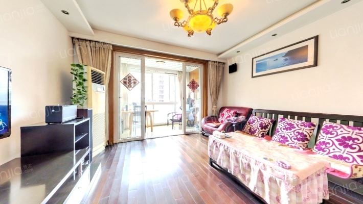 杨泰春城二手房实景图