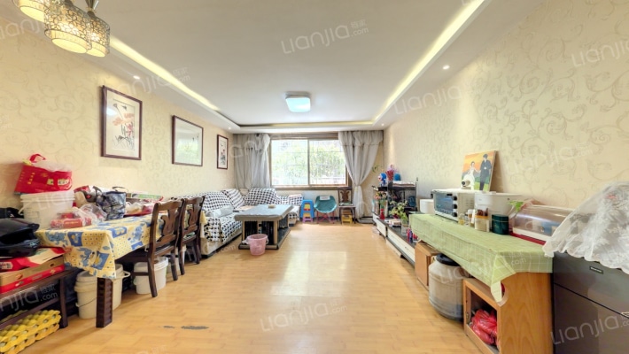 锦泰家园二手房实景图