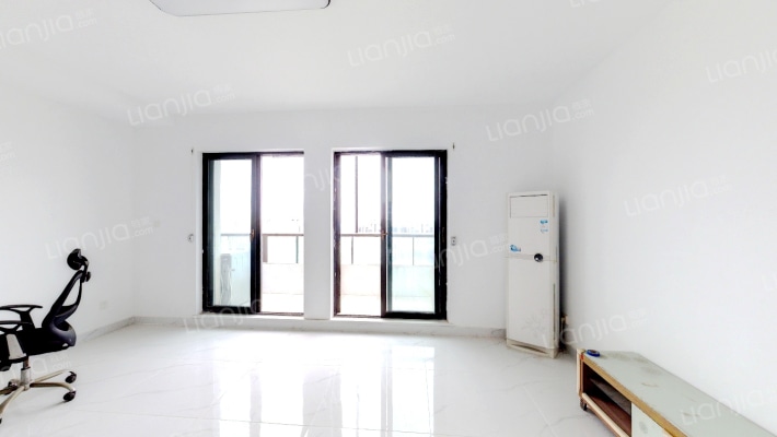 北雁湖金茂湾二手房实景图