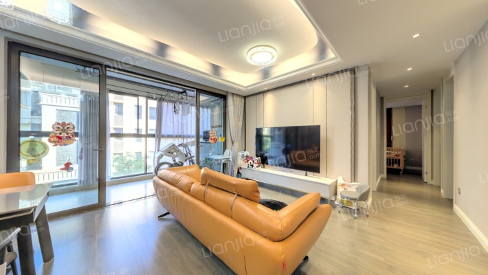 西郊金茂府二手房实景图