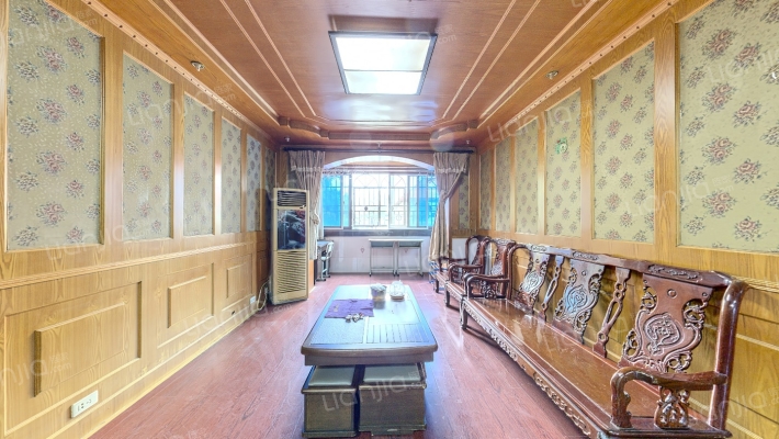 湄洲新村东区二手房实景图