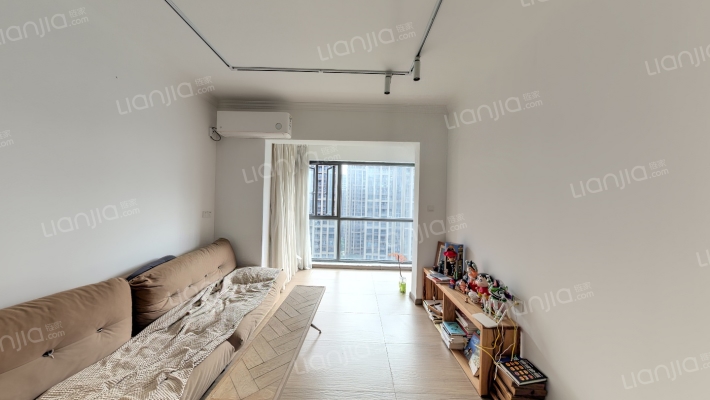 上乘世纪公园二手房实景图