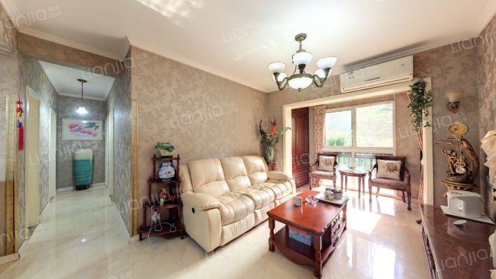 朗基龙堂二手房实景图