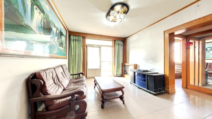 燕化星城健德三里二手房实景图