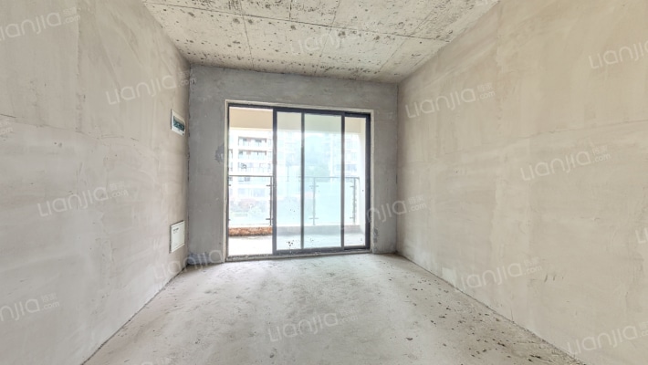 山语湖花园二手房实景图