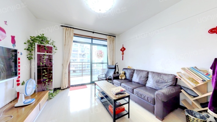 中央花园碧云天二手房实景图