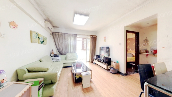 怡富尚苑二手房实景图