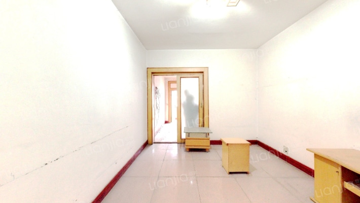 护国路130号二手房实景图