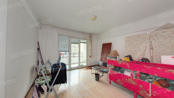 水畔兰庭二手房实景图