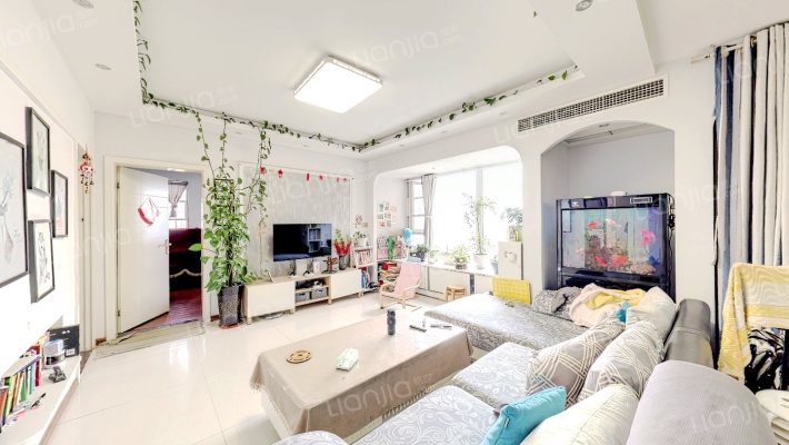 蓝光锦绣城二手房实景图