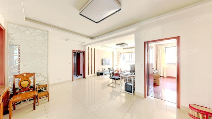 天新嘉苑二手房实景图