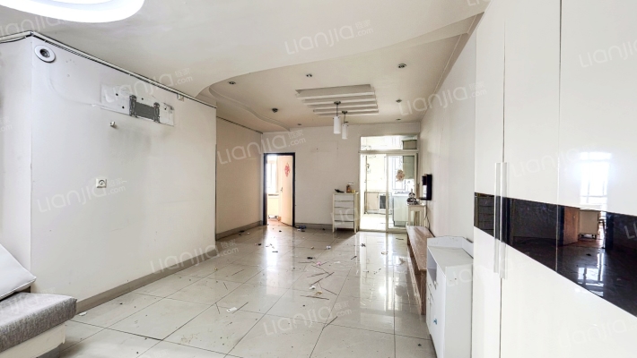 邹容广场二手房实景图