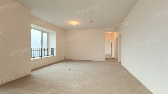 致瑞雅苑A区二手房实景图