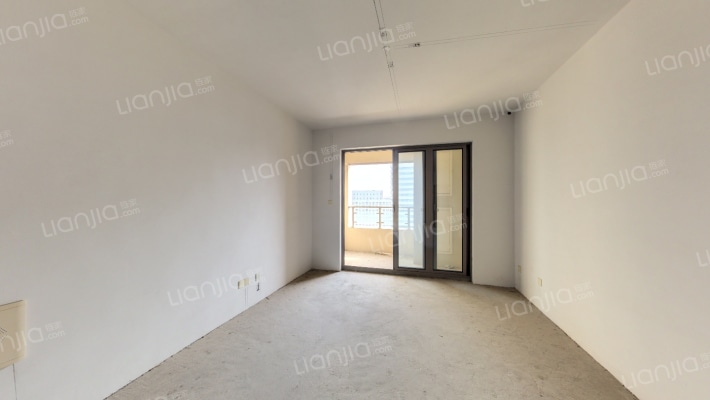 藏龙御景二手房实景图