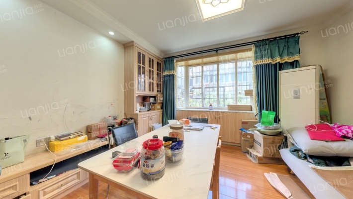 成龙100二手房实景图