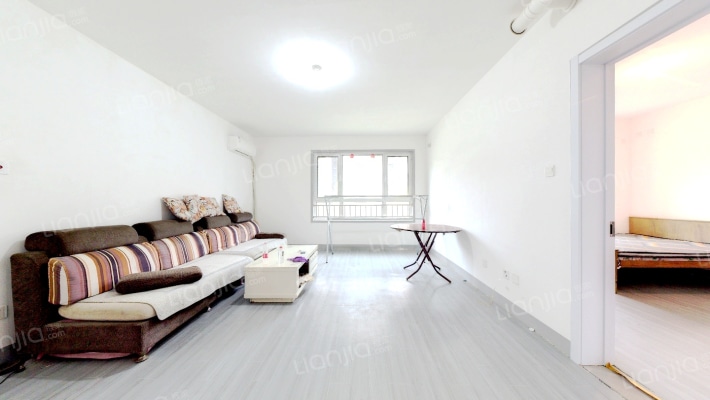 颐滨花园二手房实景图