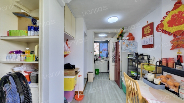 上三路35号二手房实景图