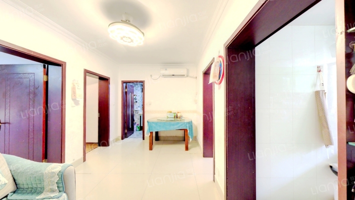 鸿泰苑二区二手房实景图