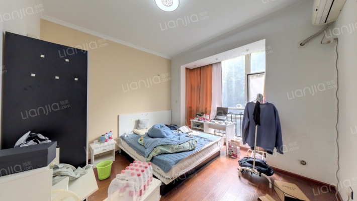 江南岸二手房实景图