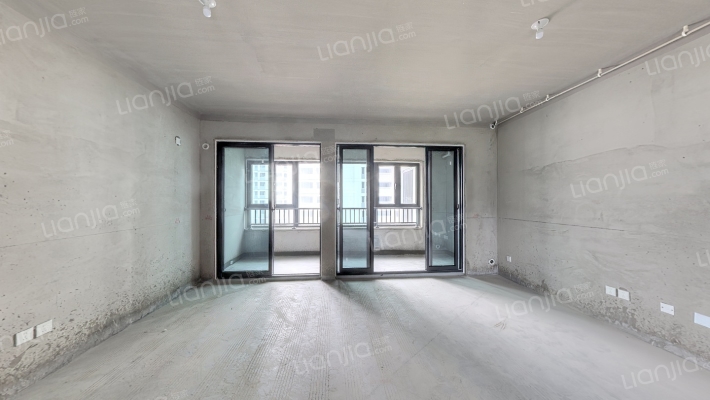 尚泽樾园西区二手房实景图