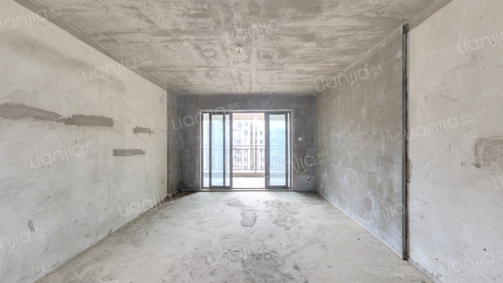 勤诚达境界城二手房实景图