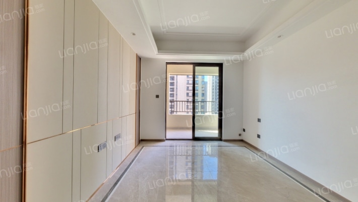 和昌优地二手房实景图