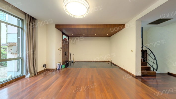 康诗丹郡二手房实景图