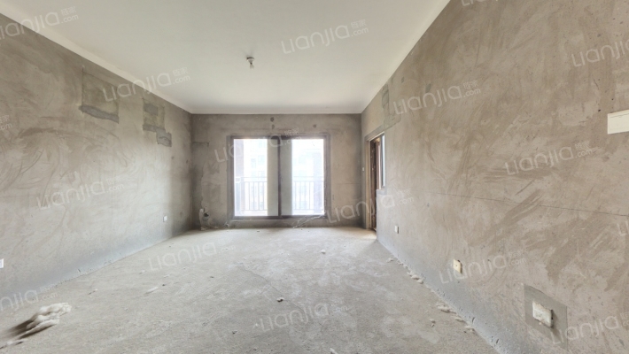 维也纳湖畔二手房实景图