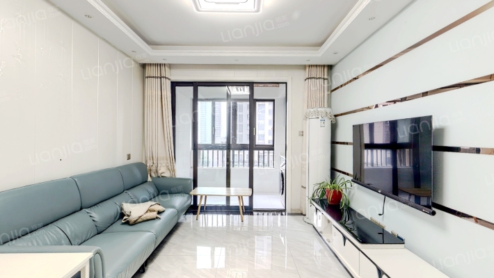 华地翡翠蓝湾三期朗园二手房实景图