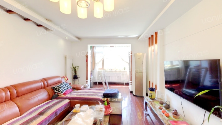 台四小区二手房实景图