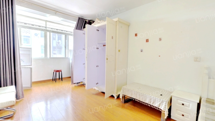 白云新村二手房实景图