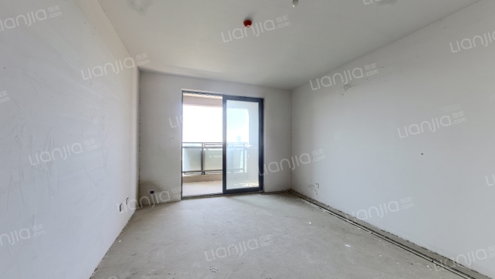 高迪岛二手房实景图