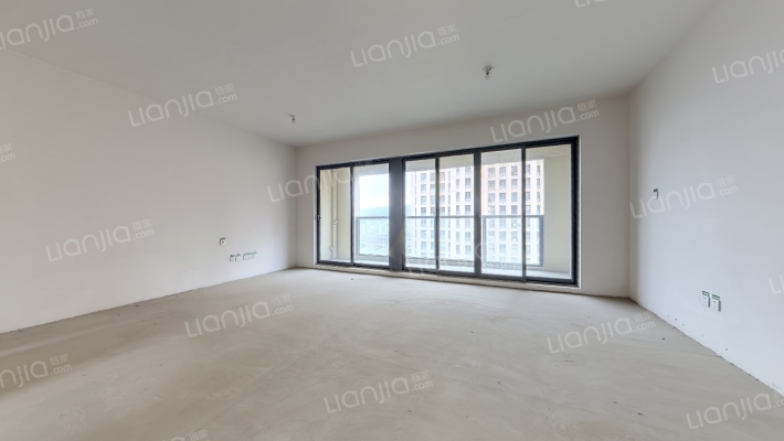 中铁诺德国礼二手房实景图