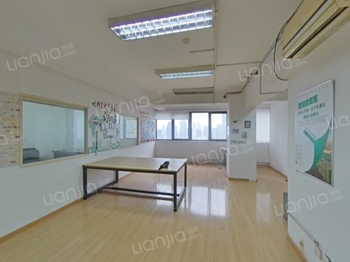 整租·万通大厦 1室1厅 南