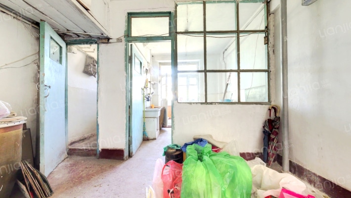 建大一期二手房实景图