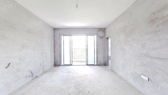 米兰天空二手房实景图