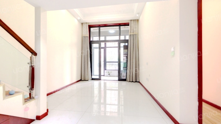 恒大翡翠华庭二手房实景图