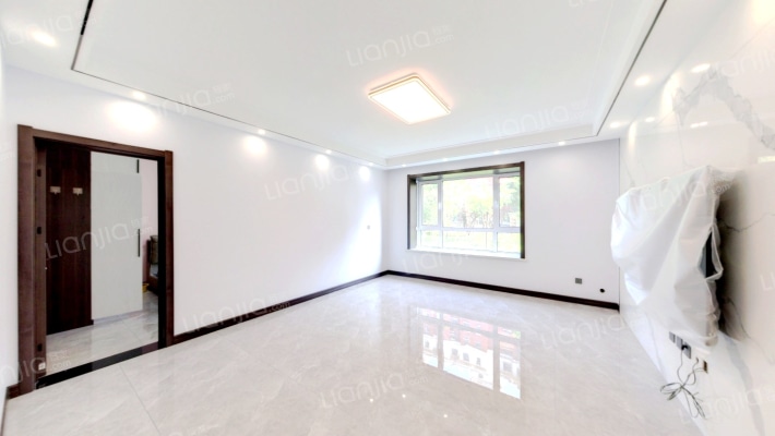 泽润家园二手房实景图