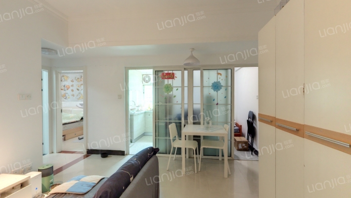 泰然居二手房实景图