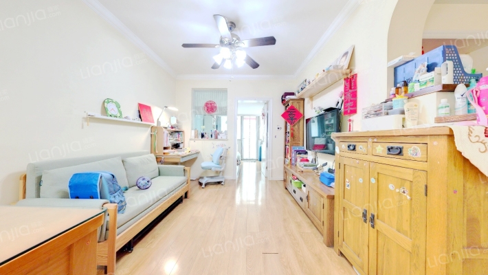 平顺路875弄二手房实景图