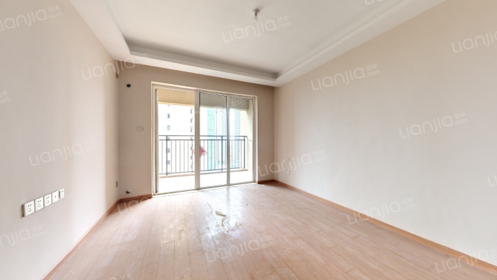 海伦国际二手房实景图