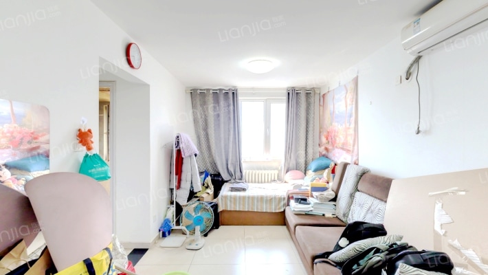 西山甲一号二手房实景图